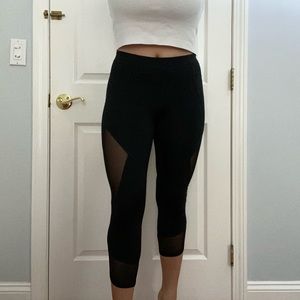 Athleta Mesh Sonar Crop Leggings Black